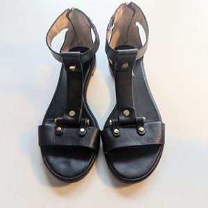 Louise Et Cie Black leather t-strap sandal, size 6